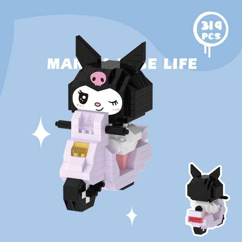 Kuromi op scooter